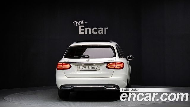 Mercedes-Benz C-Class C220 d 4MATIC Estate