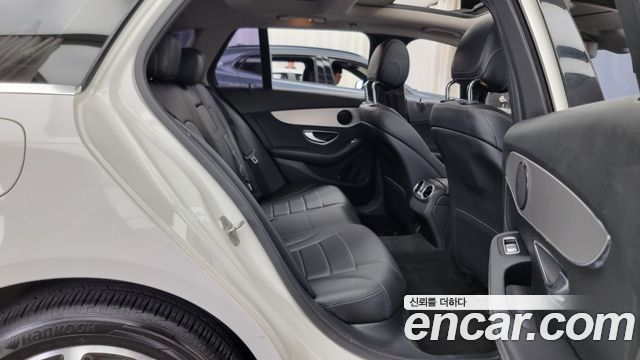 Mercedes-Benz C-Class C220 d 4MATIC Estate