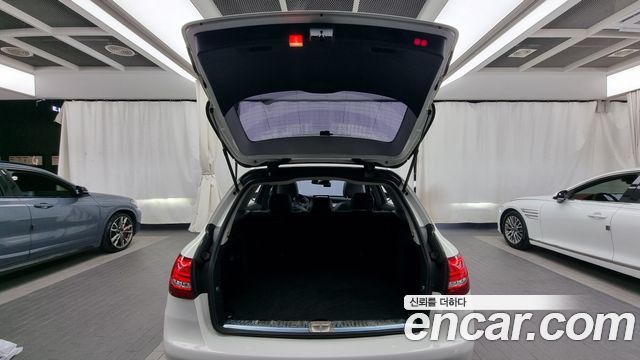Mercedes-Benz C-Class C220 d 4MATIC Estate