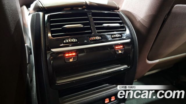 BMW 5-Series 520d xDrive Luxury Plus