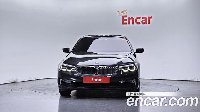 BMW 5-Series 530i xDrive Luxury Plus