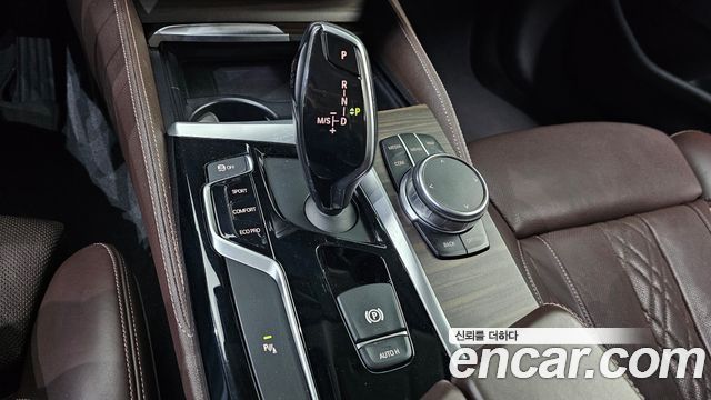 BMW 5-Series 530i xDrive Luxury Plus