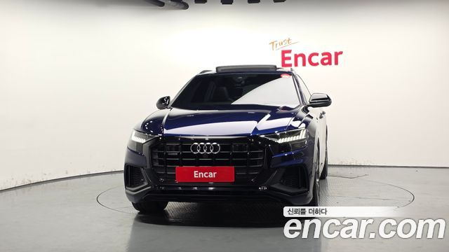 Audi Q8 55 TFSI Quattro Premium