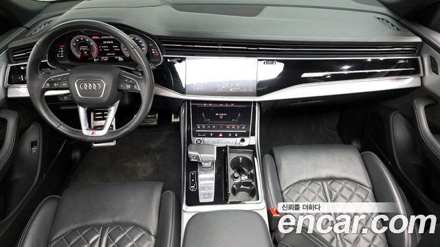 Audi Q8 55 TFSI Quattro Premium