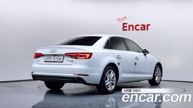 Audi A4 45 TFSI Quattro Premium
