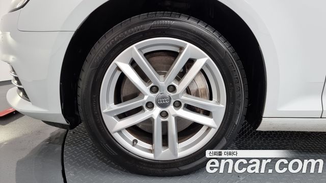 Audi A4 45 TFSI Quattro Premium