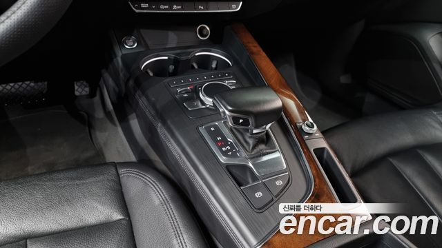 Audi A4 45 TFSI Quattro Premium