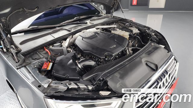 Audi A4 45 TFSI Premium