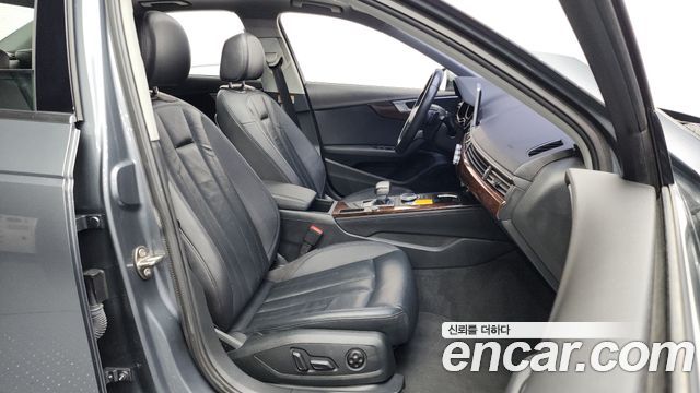 Audi A4 45 TFSI Premium