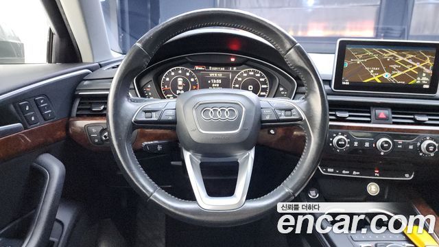 Audi A4 45 TFSI Premium
