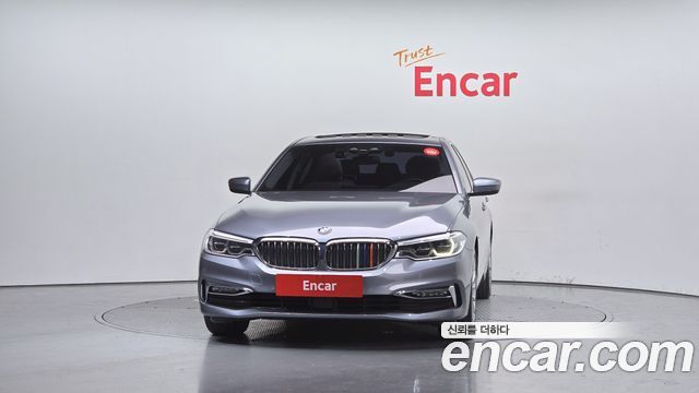 BMW 5-Series 520d xDrive Luxury Plus