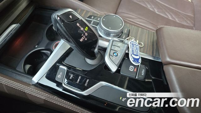 BMW 5-Series 520d xDrive Luxury Plus