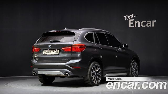 BMW X1 xDrive 20i xLine