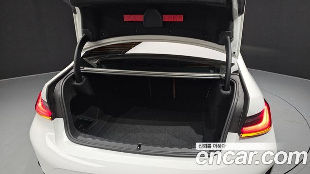 BMW 3-Series 320i M Sport