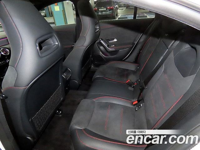 Mercedes-Benz CLA-Class CLA250 4MATIC