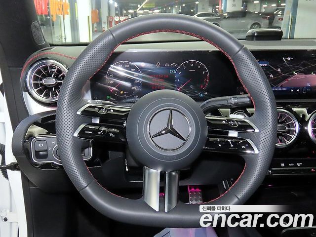 Mercedes-Benz CLA-Class CLA250 4MATIC