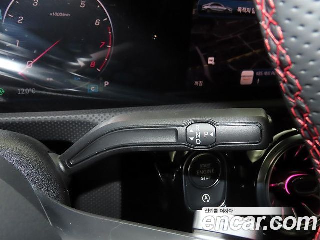 Mercedes-Benz CLA-Class CLA250 4MATIC
