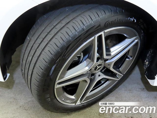 Mercedes-Benz CLA-Class CLA250 4MATIC