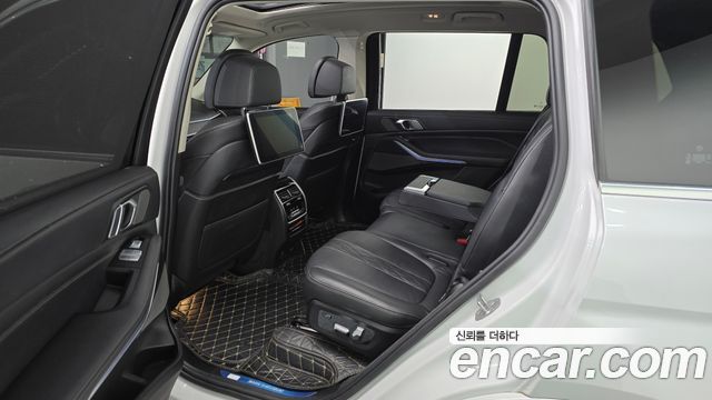 BMW X7 xDrive 40i Design Pure Excellence 7-Seater