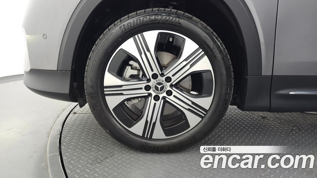 Mercedes-Benz EQB EQB300 4MATIC Progressive