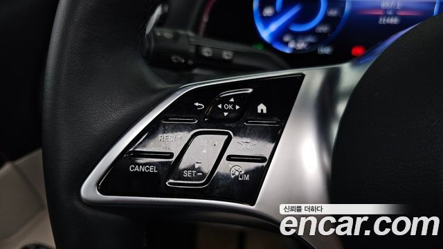 Mercedes-Benz EQB EQB300 4MATIC Progressive