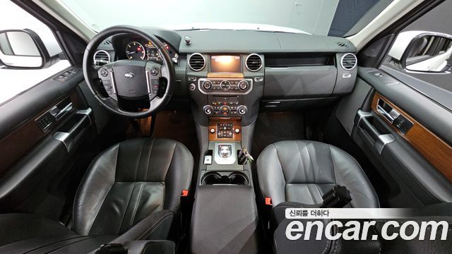 Land Rover Discovery 3.0 SDV6 SE