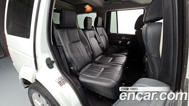 Land Rover Discovery 3.0 SDV6 SE