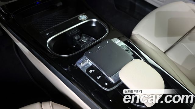 Mercedes-Benz A-Class A250 4MATIC Sedan