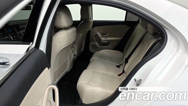 Mercedes-Benz A-Class A250 4MATIC Sedan