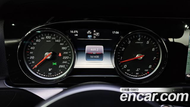 Mercedes-Benz E-Class E300 Avantgarde