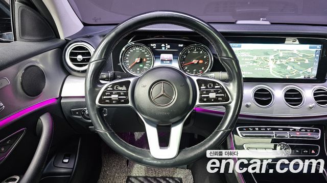 Mercedes-Benz E-Class E300 Avantgarde