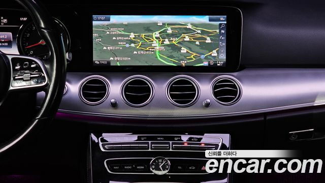 Mercedes-Benz E-Class E300 Avantgarde