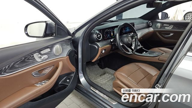 Mercedes-Benz E-Class E350 4MATIC Avantgarde