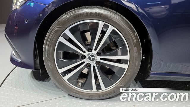 Mercedes-Benz E-Class E250 Avantgarde