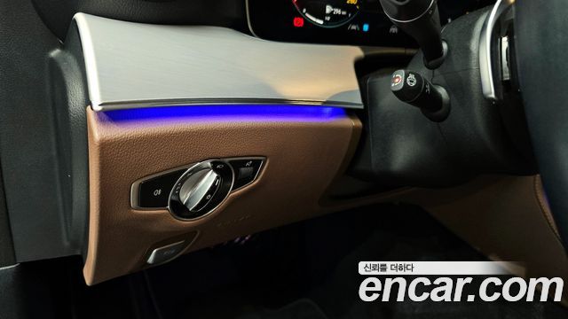 Mercedes-Benz E-Class E250 Avantgarde