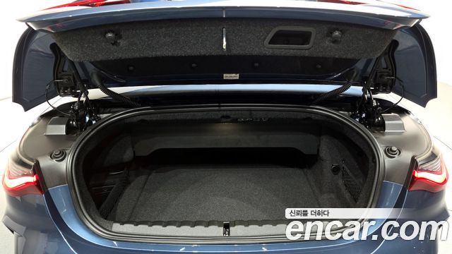 BMW 4-Series 420i M Sport Convertible