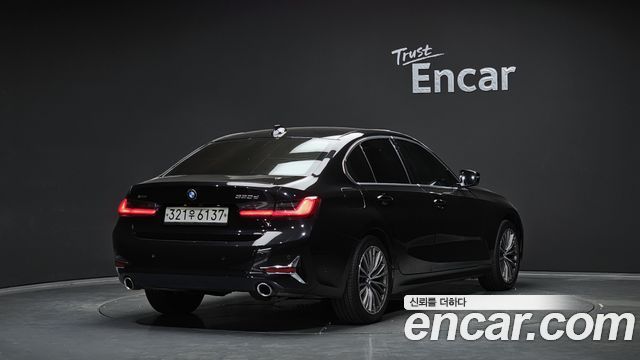 BMW 3-Series 320d xDrive Luxury