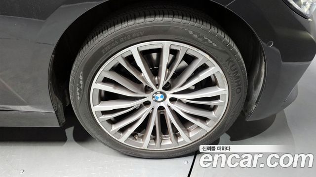 BMW 3-Series 320d xDrive Luxury