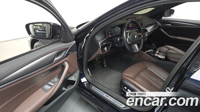 BMW 5-Series 523d M Sport