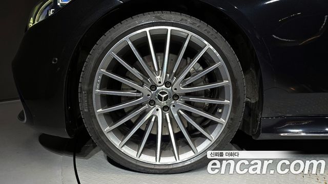 Mercedes-Benz S-Class S500L 4MATIC