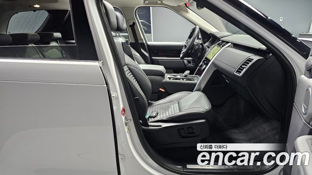 Land Rover Discovery D250 SE