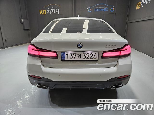 BMW 5-Series 520i M Sport