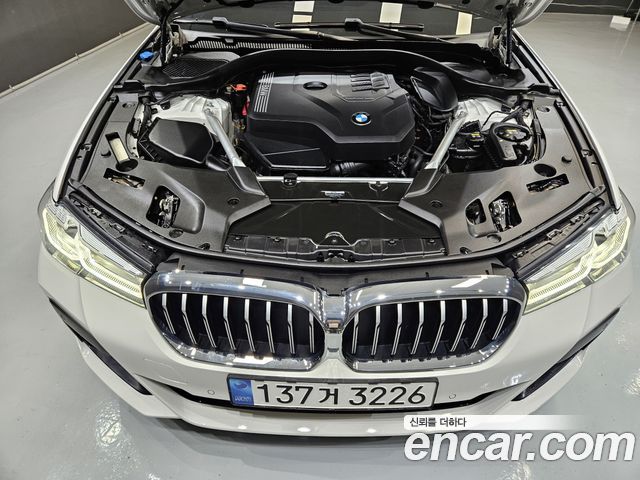 BMW 5-Series 520i M Sport