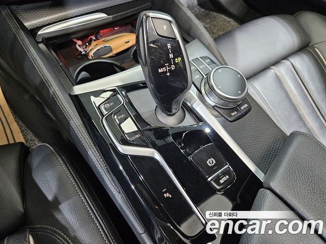 BMW 5-Series 520i M Sport