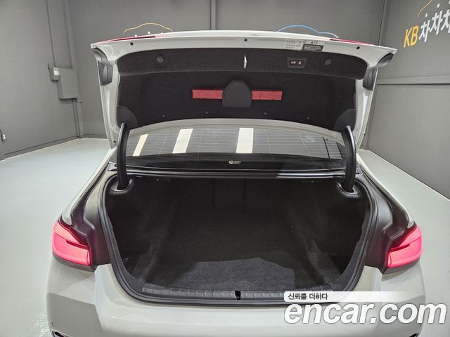 BMW 5-Series 520i M Sport