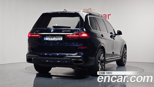 BMW X7 M50i 6STR