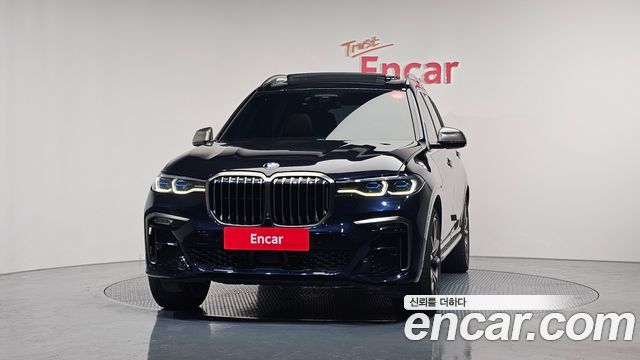BMW X7 M50i 6STR
