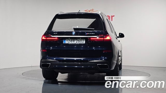 BMW X7 M50i 6STR