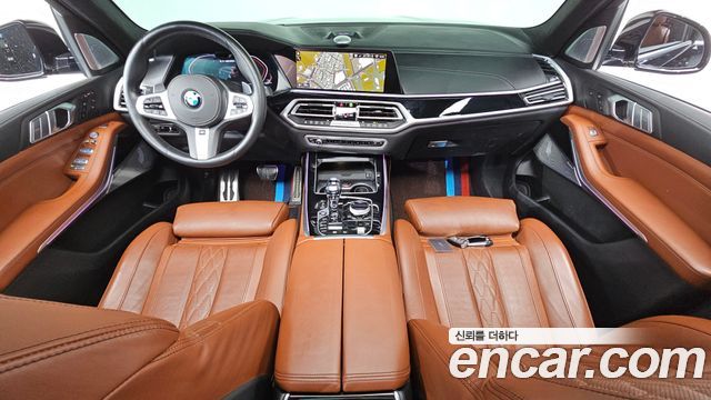 BMW X7 M50i 6STR
