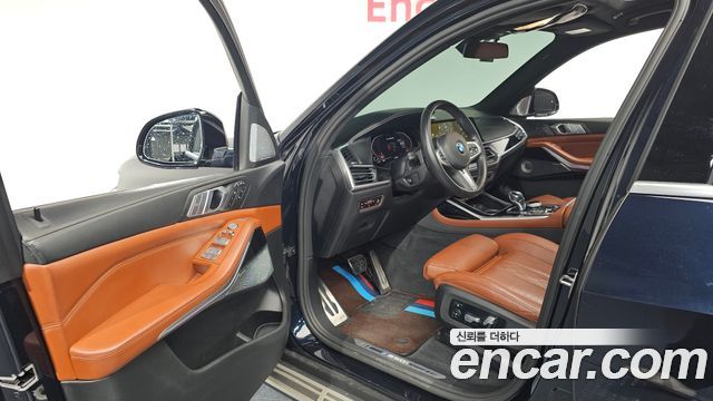 BMW X7 M50i 6STR